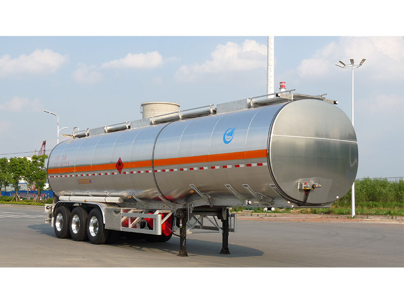 Fuel Tanker Trailer
